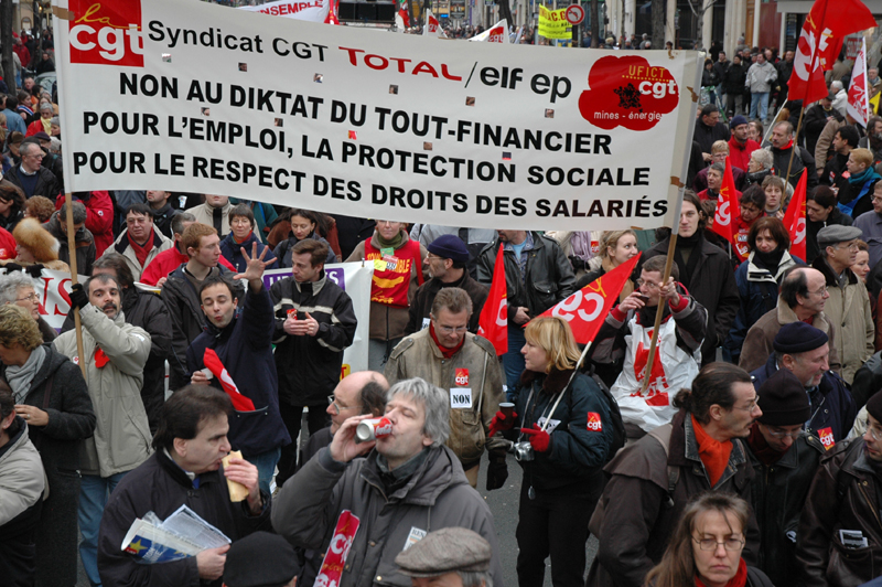 manif050205175.JPG
