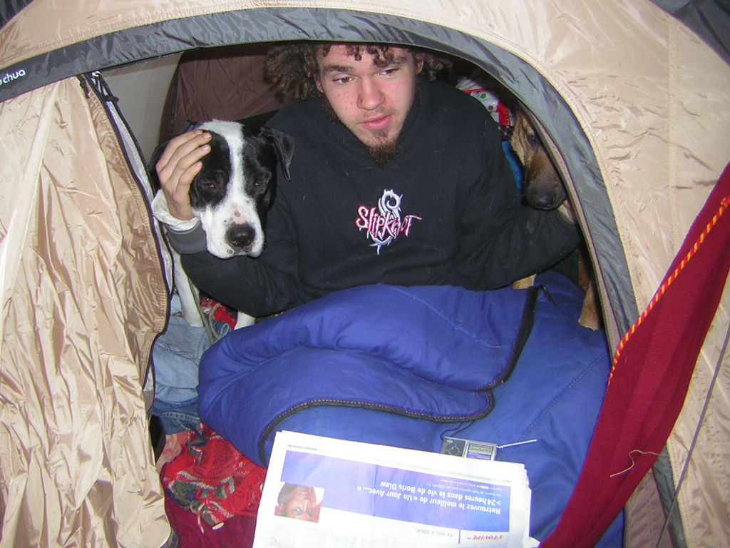 SDFcanalstmartin040107_Guillaume_Franais_sans_papiers.jpg