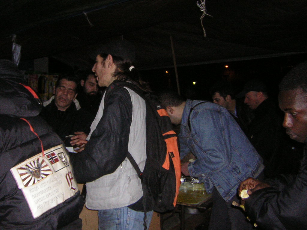 EDQ090106_autour_de_la_soupe.jpg