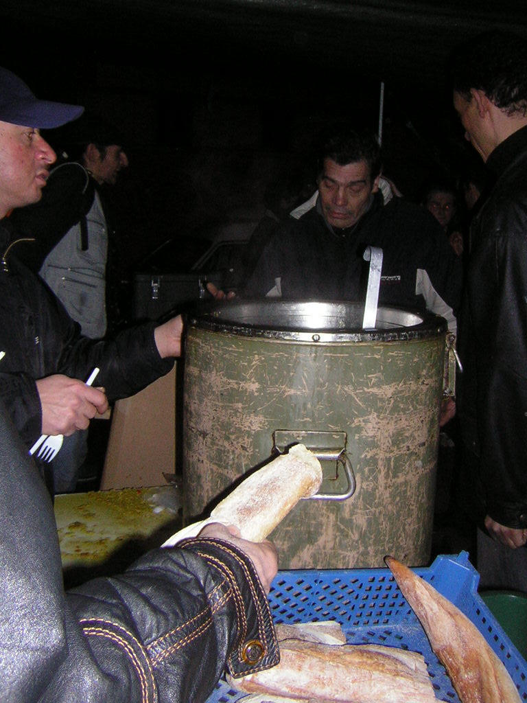EDQ090106_la_Chorba_a_apport_une_soupe_fumante1.jpg