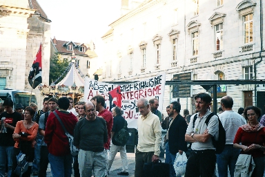 T001-002.jpg