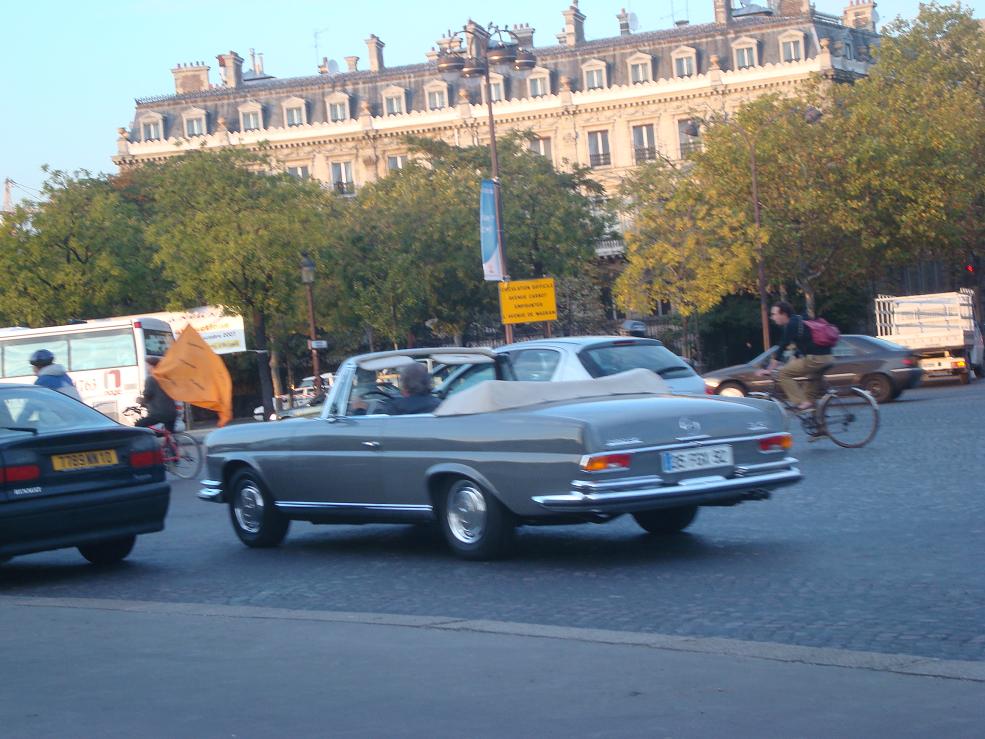 velorution_placedeltoile22_09_07-8.jpg