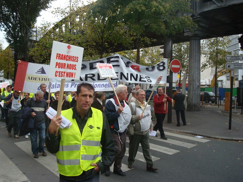 Manif-13octobre_2007_franchmed_12.jpg
