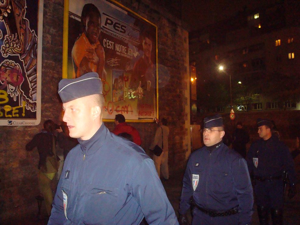 deboulonneurs-bercy_26-10-07_5.jpg