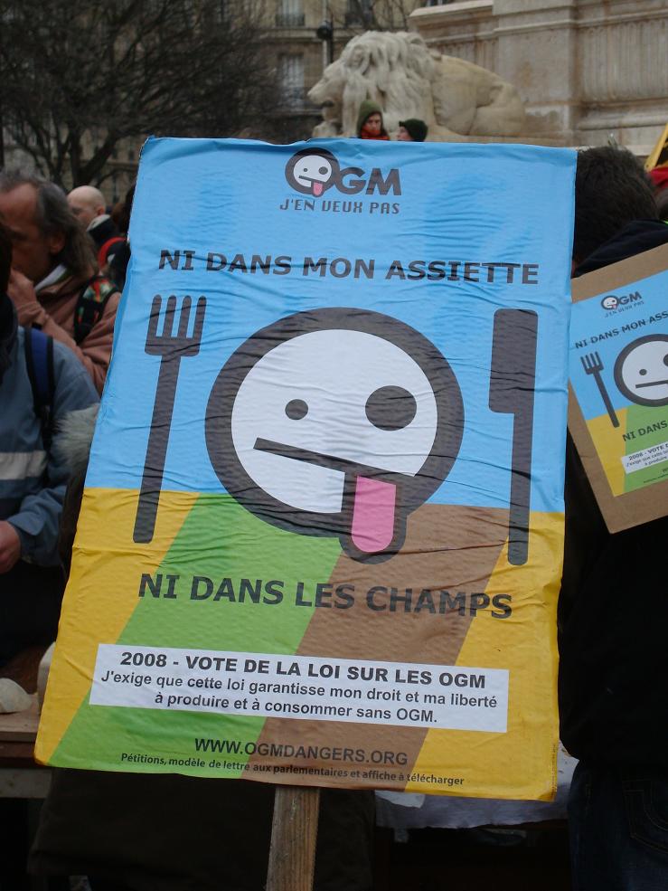 manif_anti-ogm_4.jpg