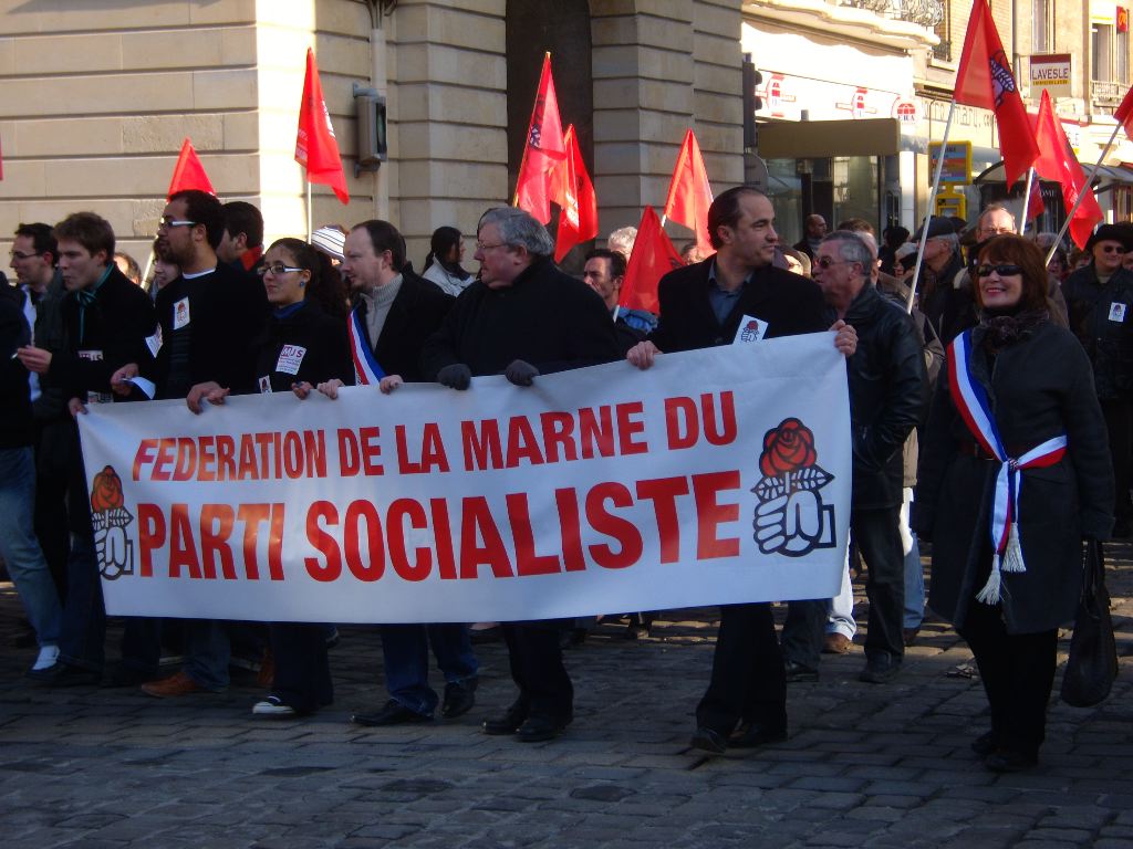 S1037476.jpg