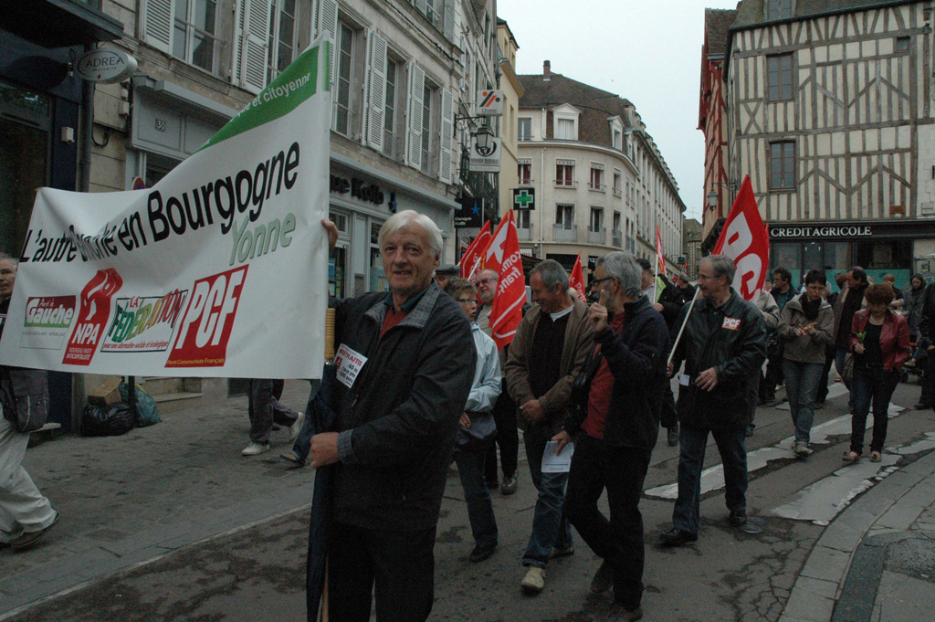CORTEGE.jpg