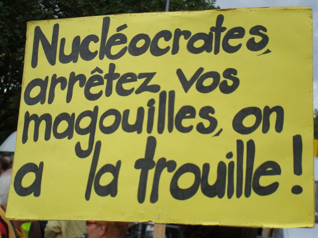 manif-anti-nuclaire12_07_08__3.jpg