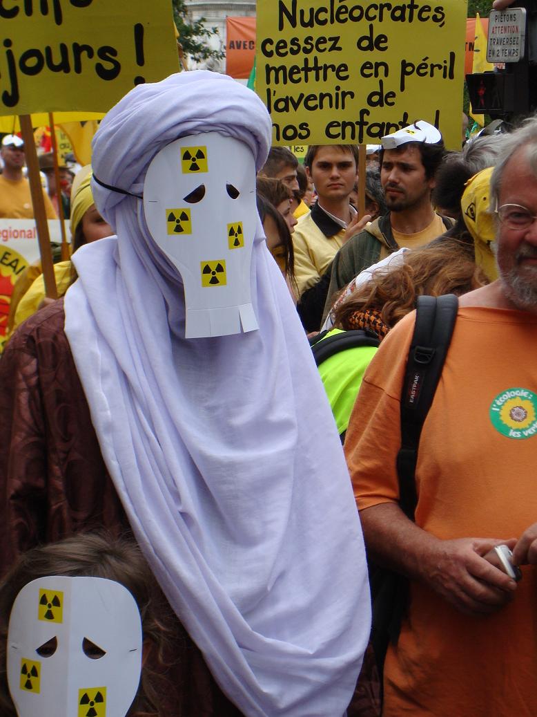 manif-anti-nuclaire12_07_08__8.jpg