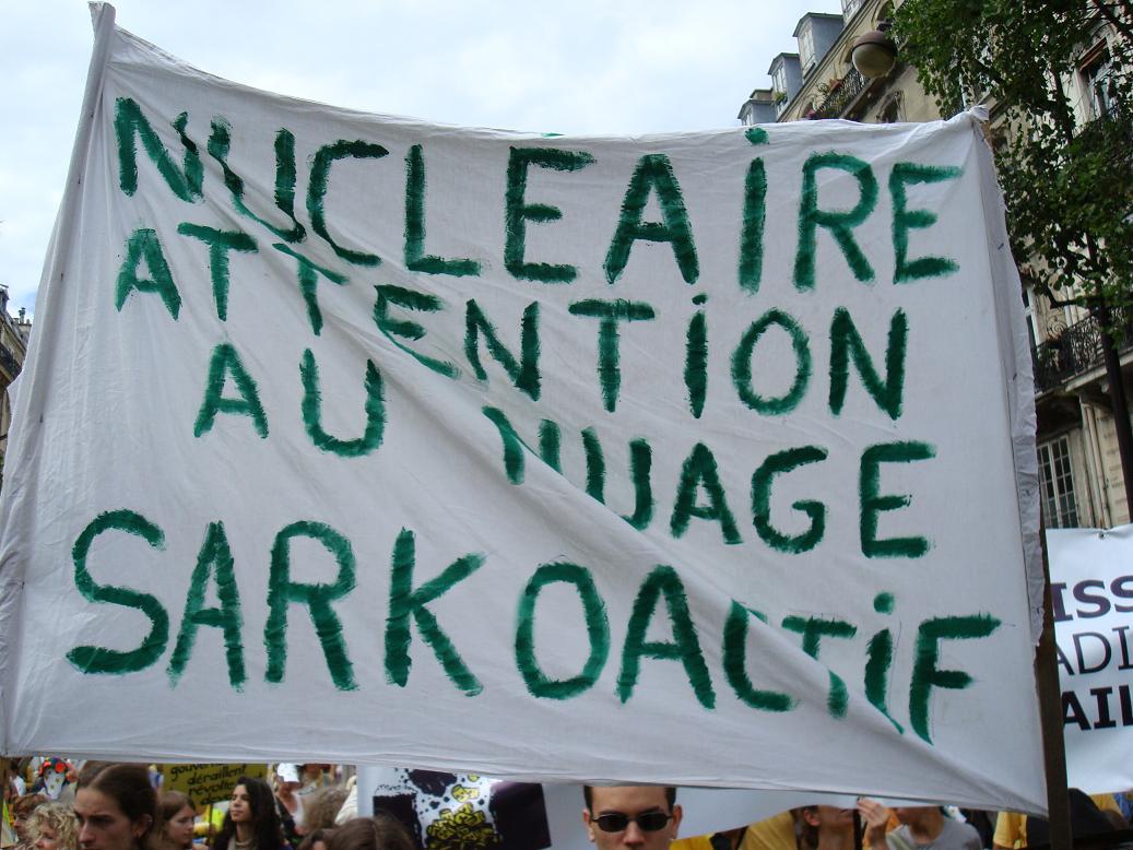manif-anti-nuclaire12_07_08__16.jpg