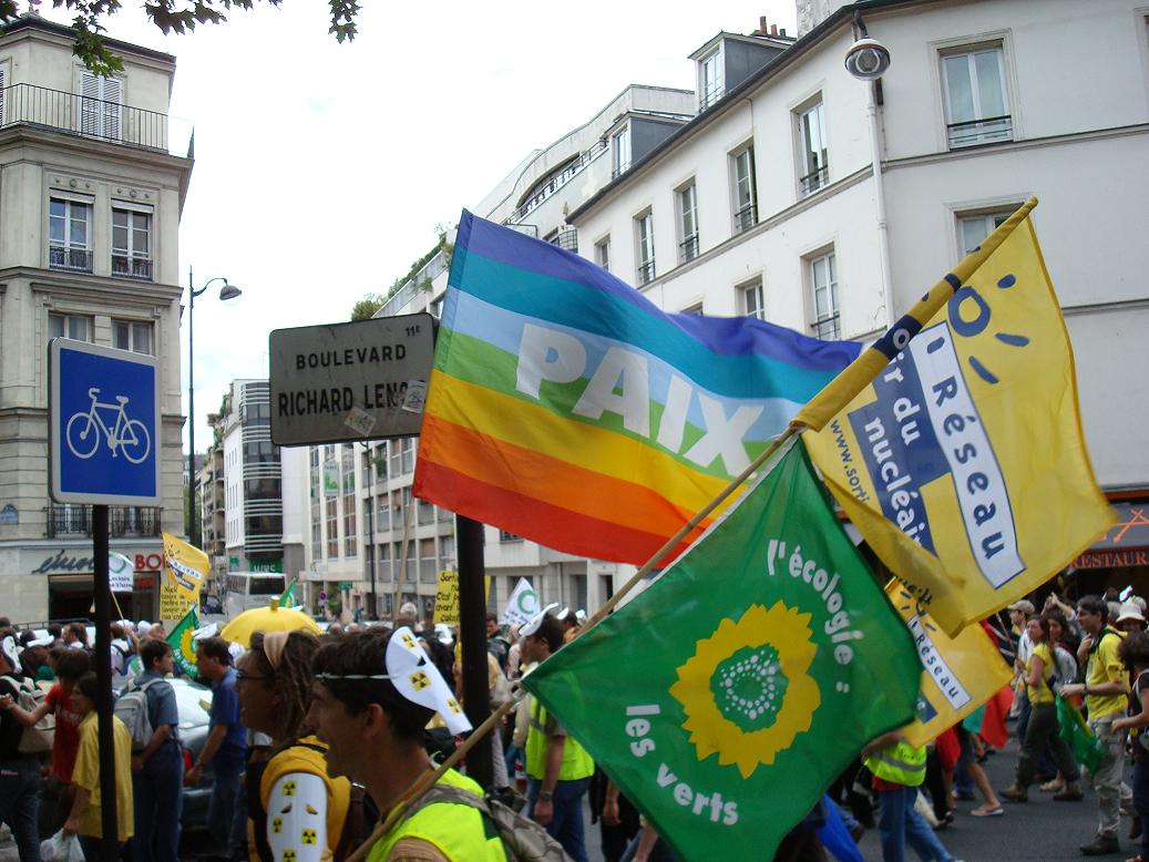 manif-anti-nuclaire12_07_08__31.jpg
