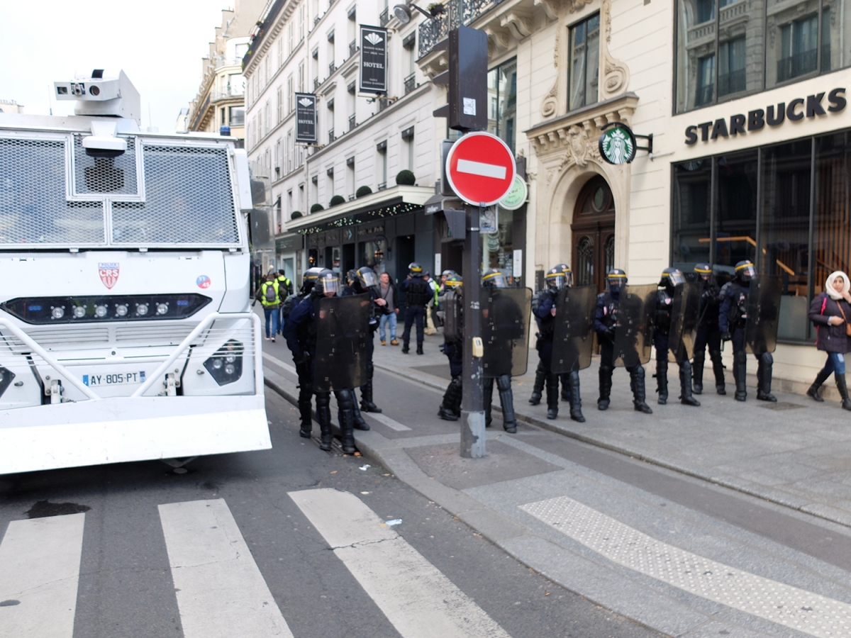 Gilets_jaunes_Dec_201820180003.jpg
