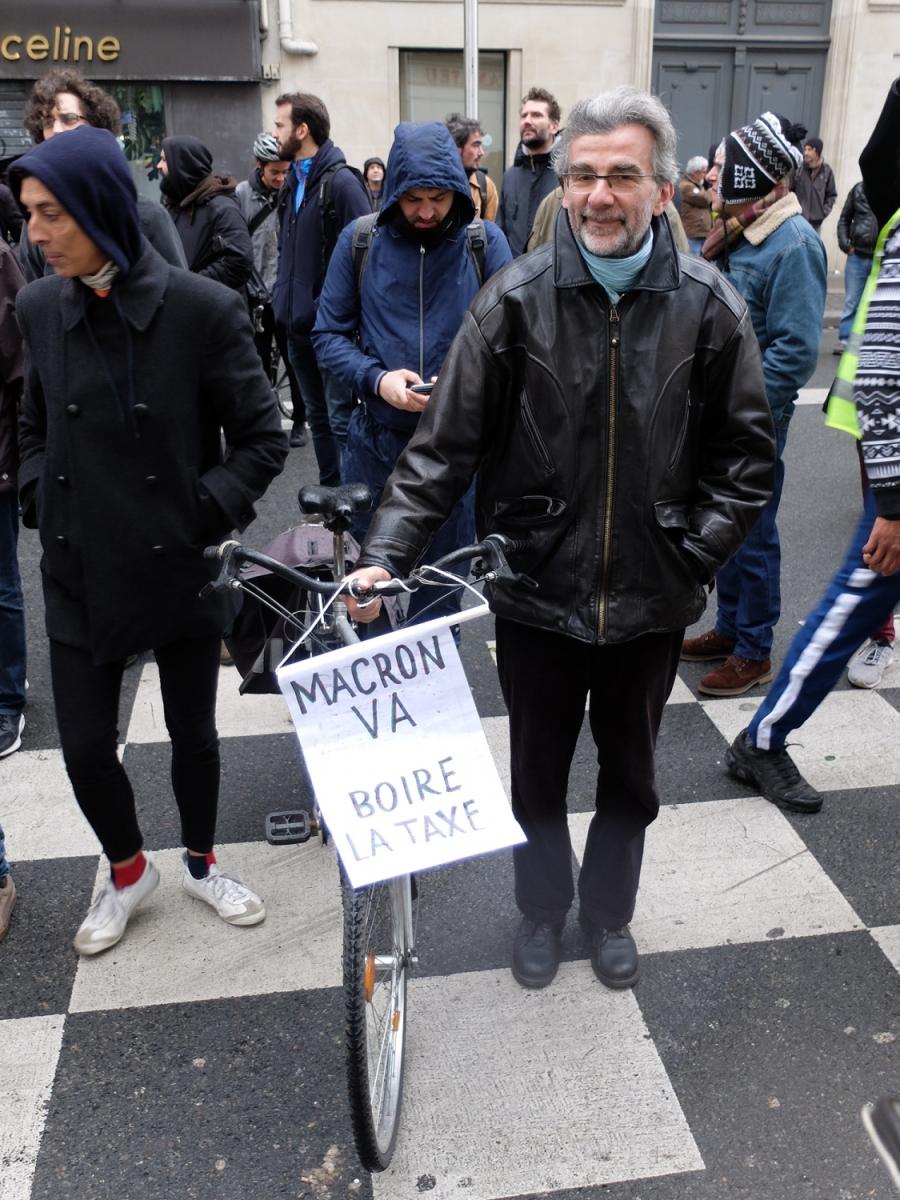 Gilets_jaunes_Dec_201820180033.jpg