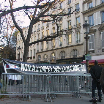 Rassemblement contre les franchises médicales 23 oct. 2007
