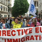 Contre la directive de la honte