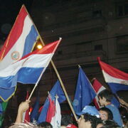 Asuncion 20/04/08 liesse populaire