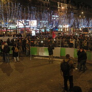 Rassemblement en solidarité avec la jeunesse de Grèce, 12 décembre 2008, à Paris
