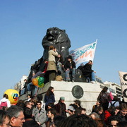 Place Denfert le 4 avril 2006