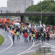 Caen, cortège sur le périph