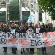 manif des précaires de l'éducation et enseignants solidaires au Mans le 9 juin