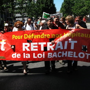 Contre la loi Bachelot