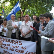 Non au coup d'Etat- Retour de Zelaya!