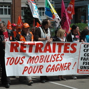 AUXERRE-TETE DE CORTEGE