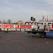 Contre la guerre en IRAK, manifestation à PARIS