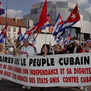 Contre la venue de Bush en France le 5/06/04