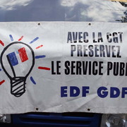 Manifestation contre la privatisation des services publics à Paris