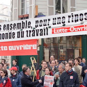 Manifestation à Paris pour la sauvegarde du régime de retraite
