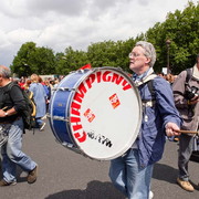 Manifestation à Paris pour la sauvegarde du régime de retraite