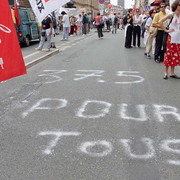 Manifestation à Paris pour la sauvegarde du régime retraite