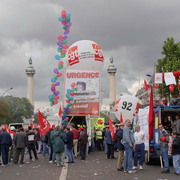 Manifestation à Paris pour la sauvegarde du régime retraite