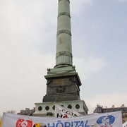 Manifestation à Paris pour la santé et l'action sociale