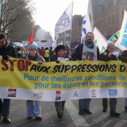 manifestation contre les suppressions de postes dans l'éducation - Lille - 31 janvier 2012