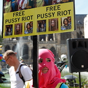 Rassemblement pour les Pussy Riots