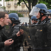 Homme contre robot