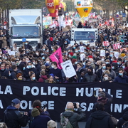 la police mutile