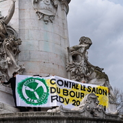 Contre le salon du Bourget