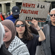 Honte à la politique islamophobe