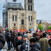 Devant la basilique