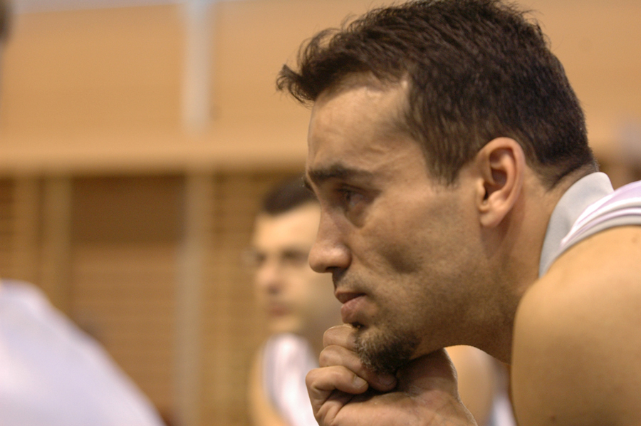 3mars07basket0096.JPG